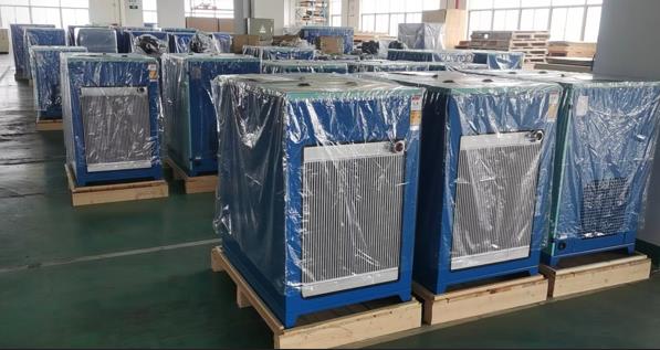 漢(hàn)鐘空壓機(jī)庫存一角(jiao)