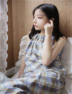 《中国美女大便girlpooping-滩坂舞》