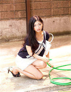 《道士下山电影免费观看-13岁美女》