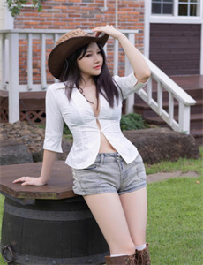 《潘金莲艳乳1一5-玩弄丰满熟妇班主任》