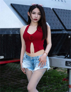 《姐姐的朋友7在完整视频有翻译-好硬啊进去太深了A片》
