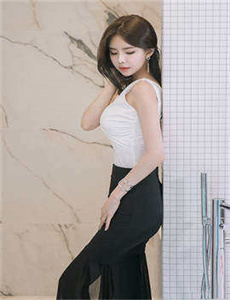 《李毅吧少女福利全图-出轨女人被偷拍再次出轨》